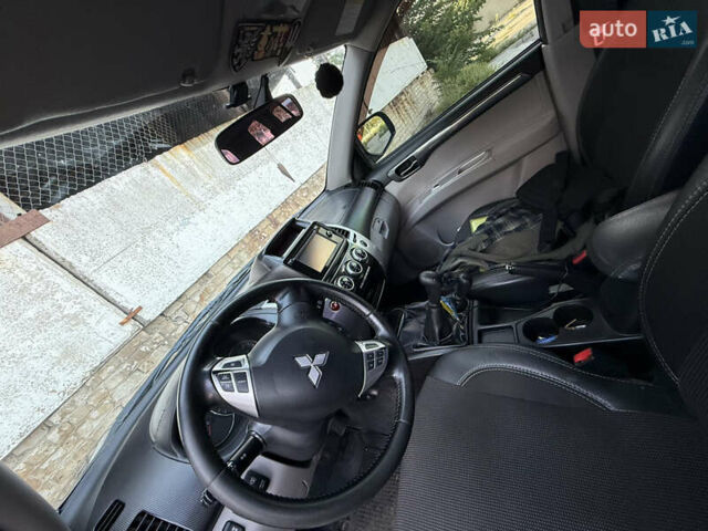 Коричневый Мицубиси Паджеро Спорт, объемом двигателя 2.48 л и пробегом 293 тыс. км за 16000 $, фото 18 на Automoto.ua