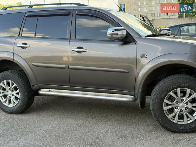 Коричневый Мицубиси Паджеро Спорт, объемом двигателя 2.48 л и пробегом 293 тыс. км за 16000 $, фото 22 на Automoto.ua