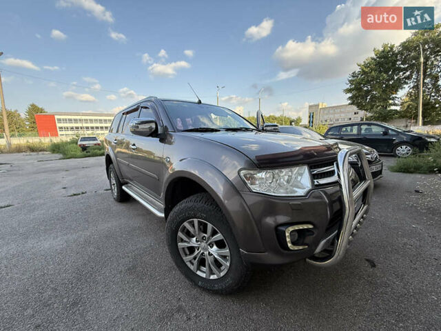 Коричневый Мицубиси Паджеро Спорт, объемом двигателя 2.48 л и пробегом 293 тыс. км за 16000 $, фото 21 на Automoto.ua