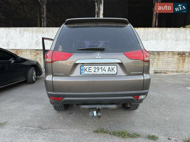 Коричневый Мицубиси Паджеро Спорт, объемом двигателя 2.48 л и пробегом 293 тыс. км за 16000 $, фото 2 на Automoto.ua