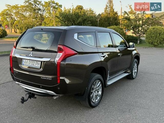 Коричневий Міцубісі Паджеро Спорт, об'ємом двигуна 2.44 л та пробігом 239 тис. км за 23900 $, фото 17 на Automoto.ua