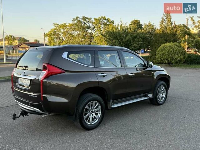 Коричневий Міцубісі Паджеро Спорт, об'ємом двигуна 2.44 л та пробігом 239 тис. км за 23900 $, фото 10 на Automoto.ua