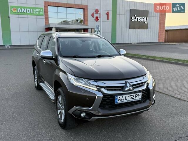 Коричневий Міцубісі Паджеро Спорт, об'ємом двигуна 2.44 л та пробігом 239 тис. км за 23900 $, фото 14 на Automoto.ua