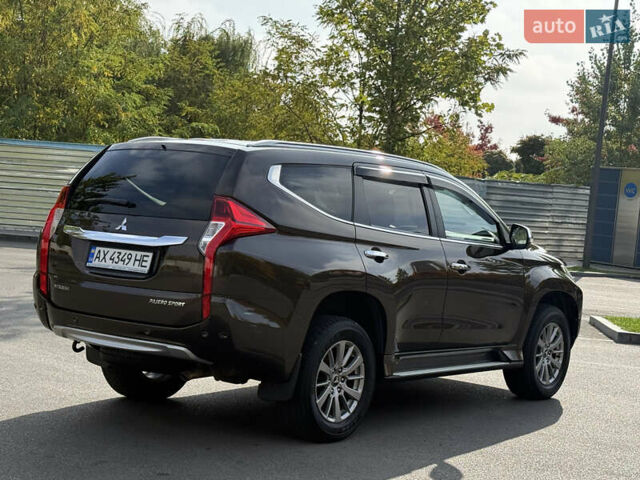 Мицубиси Паджеро Спорт 2018 в Киеве на Automoto.ua Коричневый Мицубиси Паджеро Спорт, объемом двигателя 2.44 л и пробегом 74 тыс. км за 27400 $, фото 12 на Automoto.ua