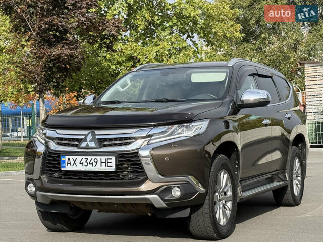 Мицубиси Паджеро Спорт 2018 в Киеве на Automoto.ua Коричневый Мицубиси Паджеро Спорт, объемом двигателя 2.44 л и пробегом 74 тыс. км за 27400 $, фото 5 на Automoto.ua