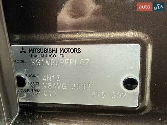 Мицубиси Паджеро Спорт 2018 в Киеве на Automoto.ua Коричневый Мицубиси Паджеро Спорт, объемом двигателя 2.44 л и пробегом 74 тыс. км за 27400 $, фото 45 на Automoto.ua