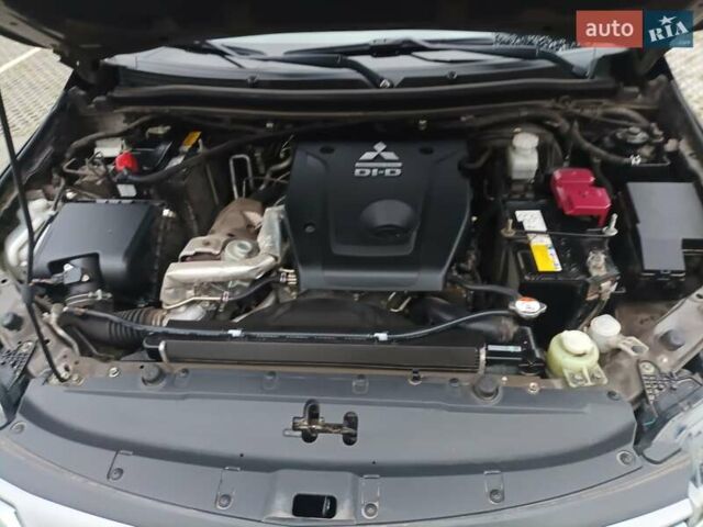 Коричневый Мицубиси Паджеро Спорт, объемом двигателя 2.44 л и пробегом 40 тыс. км за 30000 $, фото 9 на Automoto.ua