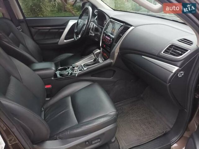 Коричневый Мицубиси Паджеро Спорт, объемом двигателя 2.44 л и пробегом 40 тыс. км за 30000 $, фото 16 на Automoto.ua