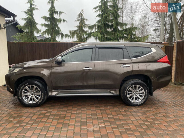 Коричневий Міцубісі Паджеро Спорт, об'ємом двигуна 2.44 л та пробігом 179 тис. км за 27500 $, фото 4 на Automoto.ua