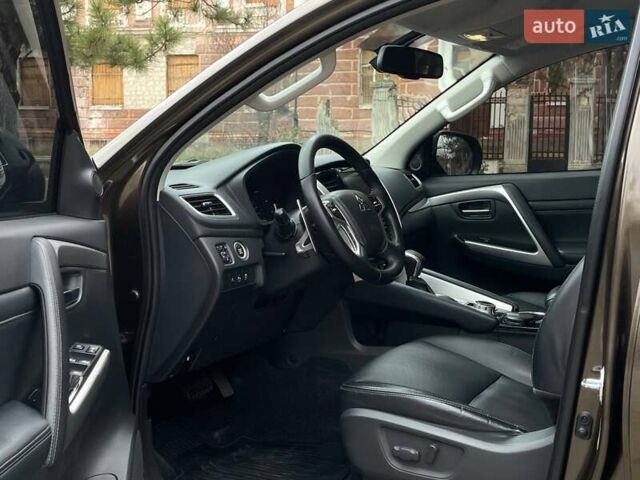 Коричневий Міцубісі Паджеро Спорт, об'ємом двигуна 2.44 л та пробігом 131 тис. км за 34499 $, фото 15 на Automoto.ua