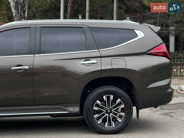 Коричневий Міцубісі Паджеро Спорт, об'ємом двигуна 2.44 л та пробігом 131 тис. км за 34499 $, фото 3 на Automoto.ua