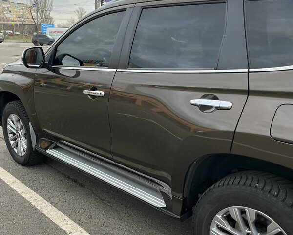 Коричневый Мицубиси Паджеро Спорт, объемом двигателя 2.44 л и пробегом 47 тыс. км за 35000 $, фото 3 на Automoto.ua