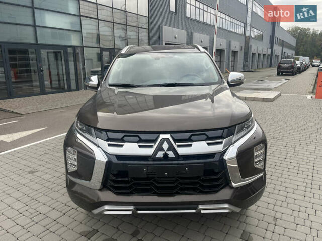 Коричневый Мицубиси Паджеро Спорт, объемом двигателя 2.44 л и пробегом 1 тыс. км за 46208 $, фото 1 на Automoto.ua