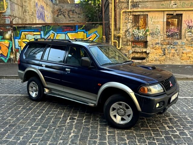 Мицубиси Паджеро Спорт, объемом двигателя 2.5 л и пробегом 230 тыс. км за 3700 $, фото 1 на Automoto.ua