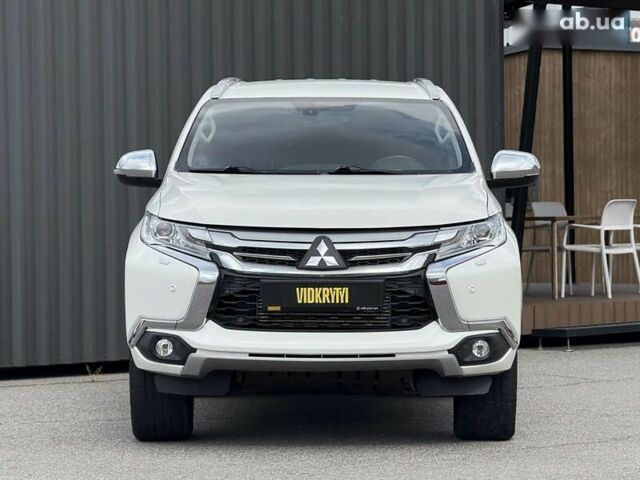 Міцубісі Паджеро Спорт, об'ємом двигуна 2.4 л та пробігом 220 тис. км за 19900 $, фото 4 на Automoto.ua