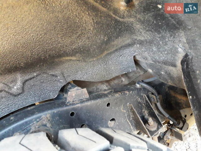 Мицубиси Паджеро Спорт, объемом двигателя 2.44 л и пробегом 189 тыс. км за 20500 $, фото 23 на Automoto.ua