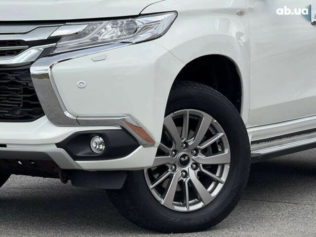 Міцубісі Паджеро Спорт, об'ємом двигуна 2.4 л та пробігом 220 тис. км за 19900 $, фото 3 на Automoto.ua