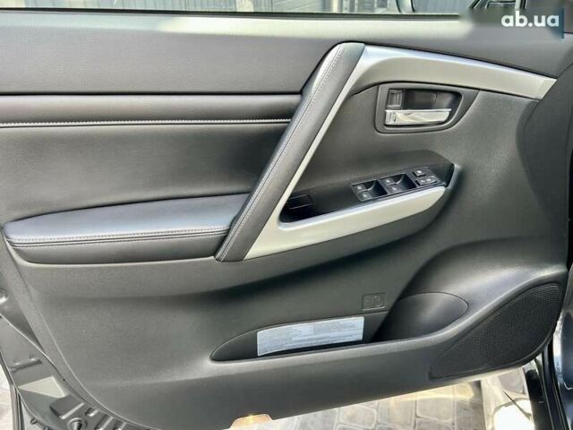 Мицубиси Паджеро Спорт, объемом двигателя 2.4 л и пробегом 50 тыс. км за 36900 $, фото 13 на Automoto.ua