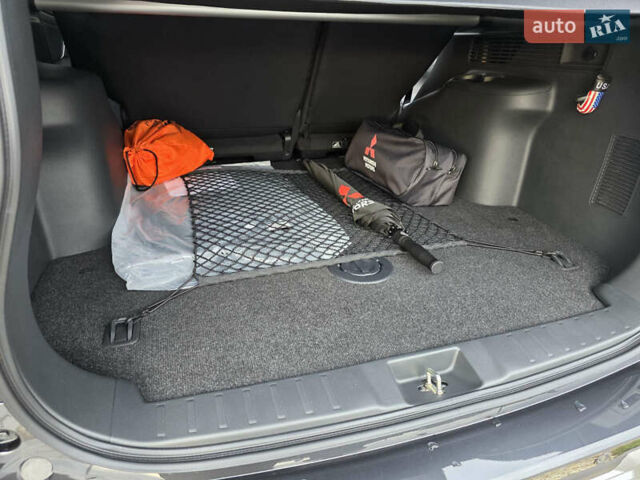 Мицубиси Паджеро Спорт, объемом двигателя 3 л и пробегом 1 тыс. км за 43500 $, фото 21 на Automoto.ua