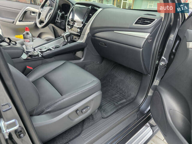 Мицубиси Паджеро Спорт, объемом двигателя 3 л и пробегом 1 тыс. км за 43500 $, фото 17 на Automoto.ua