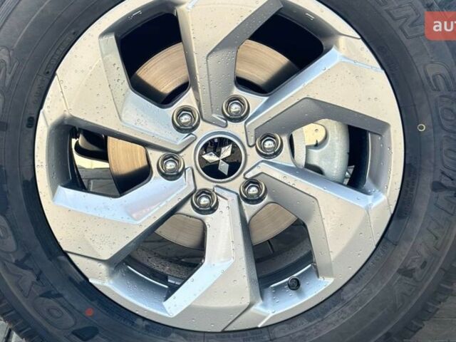 Мицубиси Паджеро Спорт, объемом двигателя 3 л и пробегом 0 тыс. км за 42056 $, фото 2 на Automoto.ua