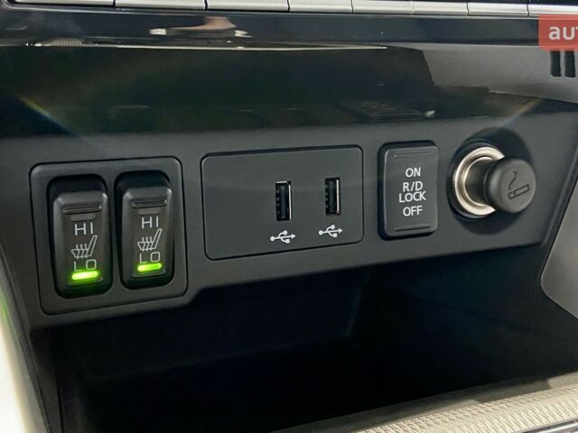 Мицубиси Паджеро Спорт, объемом двигателя 3 л и пробегом 0 тыс. км за 45648 $, фото 24 на Automoto.ua