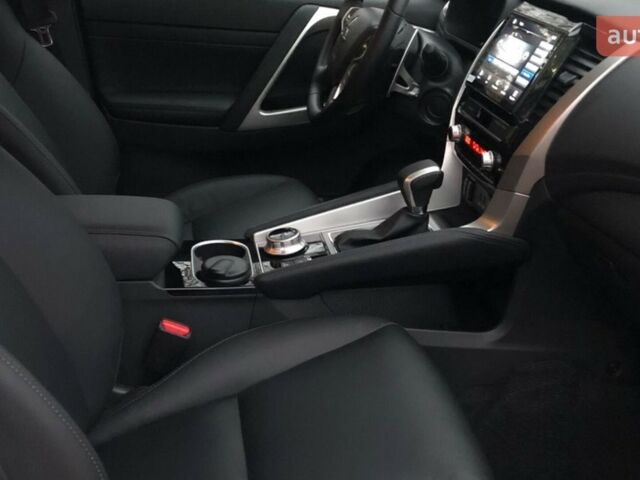 Міцубісі Паджеро Спорт, об'ємом двигуна 3 л та пробігом 0 тис. км за 41875 $, фото 15 на Automoto.ua