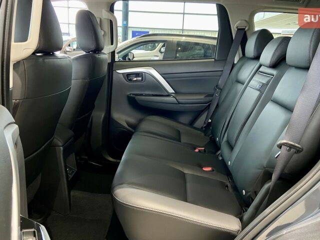 Мицубиси Паджеро Спорт, объемом двигателя 3 л и пробегом 0 тыс. км за 45648 $, фото 29 на Automoto.ua