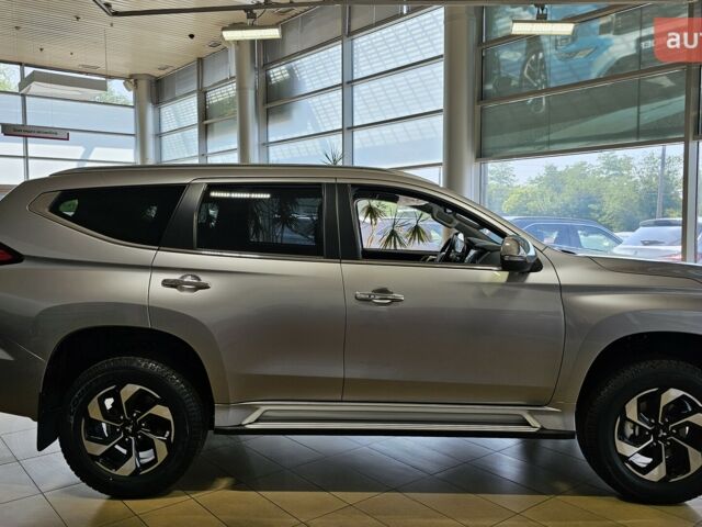 Мицубиси Паджеро Спорт, объемом двигателя 3 л и пробегом 0 тыс. км за 45616 $, фото 2 на Automoto.ua