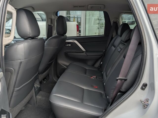 Мицубиси Паджеро Спорт, объемом двигателя 3 л и пробегом 0 тыс. км за 42264 $, фото 11 на Automoto.ua