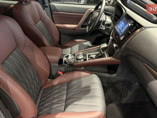 купити нове авто Міцубісі Паджеро Спорт 2025 року від офіційного дилера Автоцентр AUTO.RIA Міцубісі фото