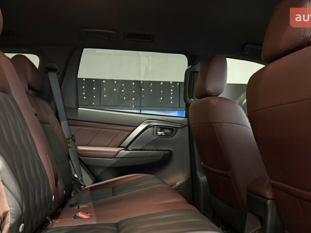 купити нове авто Міцубісі Паджеро Спорт 2025 року від офіційного дилера Автоцентр AUTO.RIA Міцубісі фото