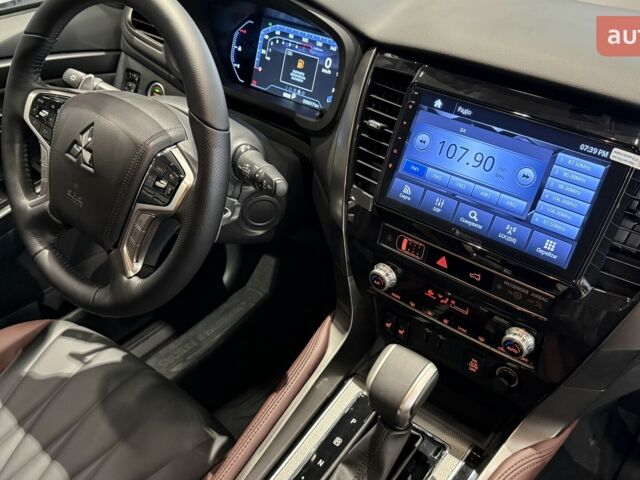 купити нове авто Міцубісі Паджеро Спорт 2025 року від офіційного дилера Автоцентр AUTO.RIA Міцубісі фото