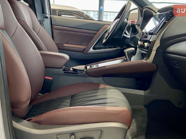 Мицубиси Паджеро Спорт, объемом двигателя 3 л и пробегом 0 тыс. км за 46594 $, фото 31 на Automoto.ua