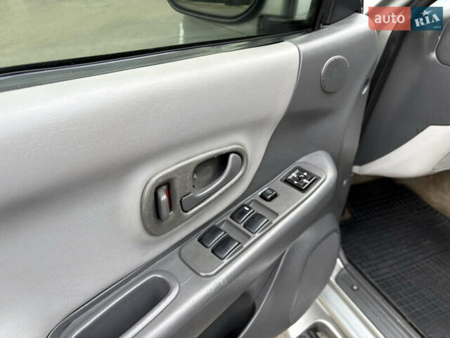 Серый Мицубиси Паджеро Спорт, объемом двигателя 3 л и пробегом 240 тыс. км за 6499 $, фото 18 на Automoto.ua