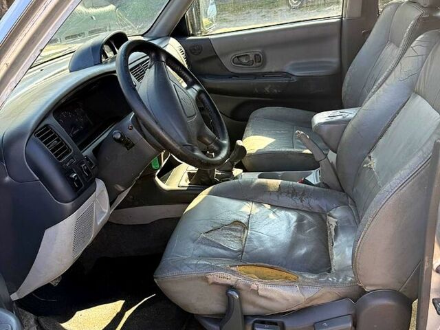 Сірий Міцубісі Паджеро Спорт, об'ємом двигуна 2.5 л та пробігом 267 тис. км за 3500 $, фото 6 на Automoto.ua