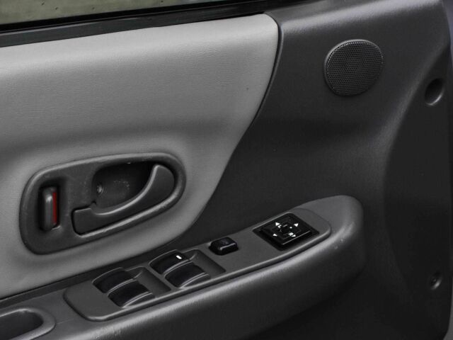 Сірий Міцубісі Паджеро Спорт, об'ємом двигуна 3 л та пробігом 240 тис. км за 6450 $, фото 10 на Automoto.ua