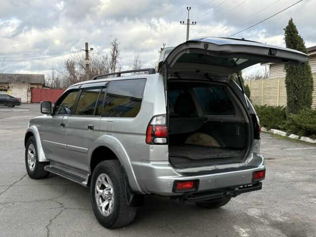 Серый Мицубиси Паджеро Спорт, объемом двигателя 3 л и пробегом 240 тыс. км за 6499 $, фото 6 на Automoto.ua