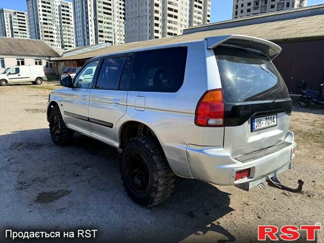 Сірий Міцубісі Паджеро Спорт, об'ємом двигуна 2.5 л та пробігом 267 тис. км за 3500 $, фото 2 на Automoto.ua