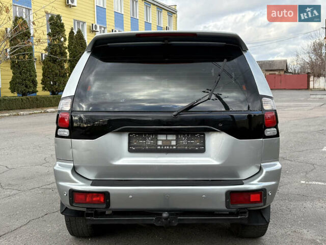 Серый Мицубиси Паджеро Спорт, объемом двигателя 3 л и пробегом 240 тыс. км за 6499 $, фото 4 на Automoto.ua