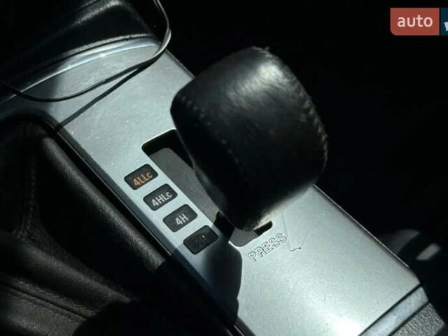 Серый Мицубиси Паджеро Спорт, объемом двигателя 3 л и пробегом 228 тыс. км за 5000 $, фото 14 на Automoto.ua