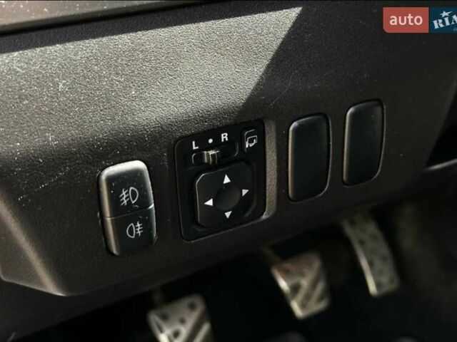 Серый Мицубиси Паджеро Спорт, объемом двигателя 3 л и пробегом 228 тыс. км за 5000 $, фото 11 на Automoto.ua