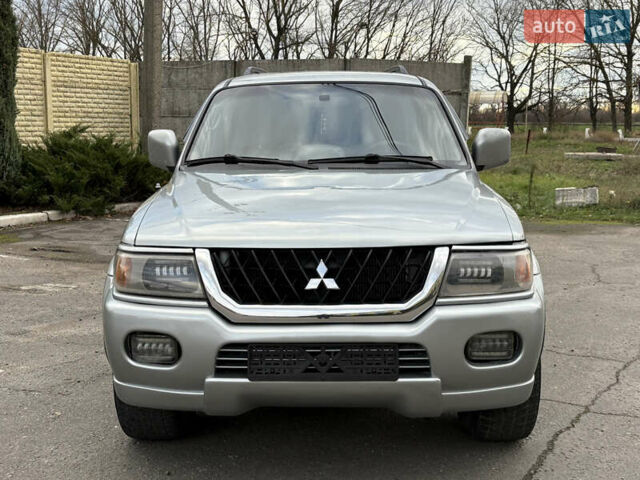 Серый Мицубиси Паджеро Спорт, объемом двигателя 3 л и пробегом 240 тыс. км за 6499 $, фото 10 на Automoto.ua
