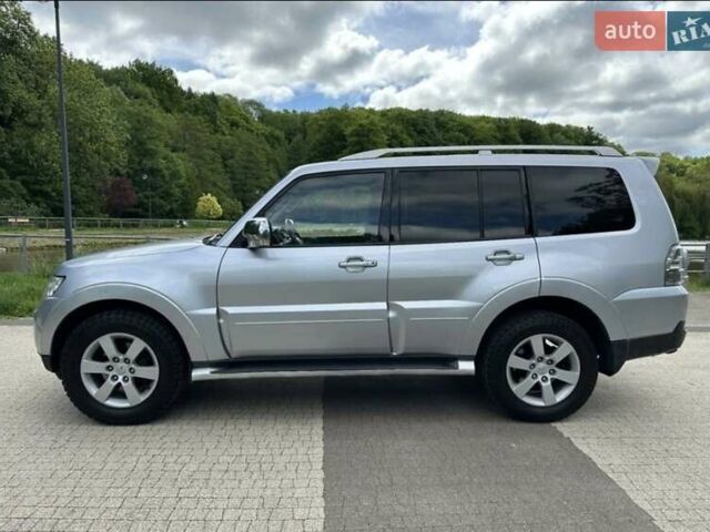 Серый Мицубиси Паджеро Спорт, объемом двигателя 3 л и пробегом 228 тыс. км за 5000 $, фото 5 на Automoto.ua