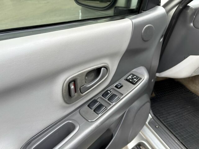 Серый Мицубиси Паджеро Спорт, объемом двигателя 3 л и пробегом 240 тыс. км за 6499 $, фото 19 на Automoto.ua