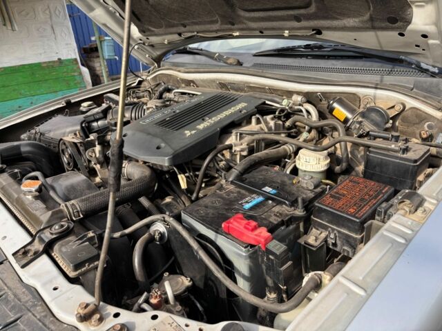 Сірий Міцубісі Паджеро Спорт, об'ємом двигуна 3 л та пробігом 149 тис. км за 6800 $, фото 13 на Automoto.ua