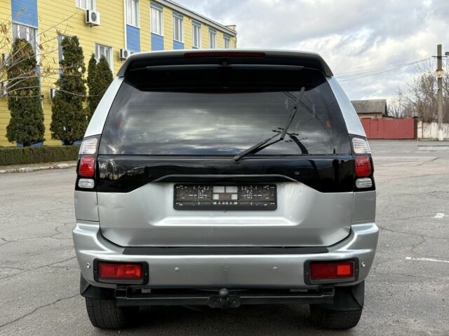 Серый Мицубиси Паджеро Спорт, объемом двигателя 3 л и пробегом 240 тыс. км за 6499 $, фото 4 на Automoto.ua