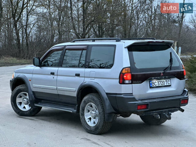 Сірий Міцубісі Паджеро Спорт, об'ємом двигуна 3 л та пробігом 250 тис. км за 5999 $, фото 1 на Automoto.ua