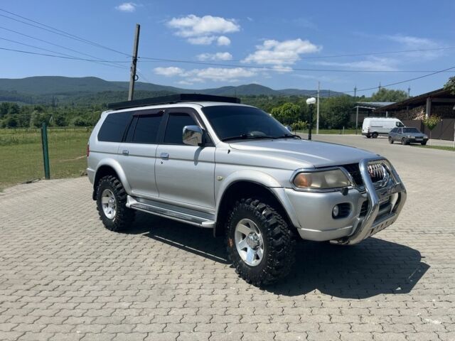 Серый Мицубиси Паджеро Спорт, объемом двигателя 3 л и пробегом 203 тыс. км за 11450 $, фото 4 на Automoto.ua