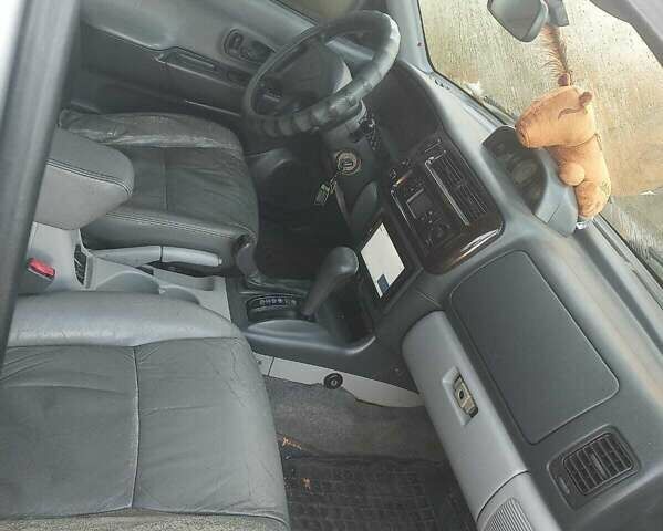 Сірий Міцубісі Паджеро Спорт, об'ємом двигуна 3 л та пробігом 380 тис. км за 6000 $, фото 4 на Automoto.ua